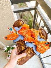 Load image into Gallery viewer, Texas Longhorns Twilly Scarf